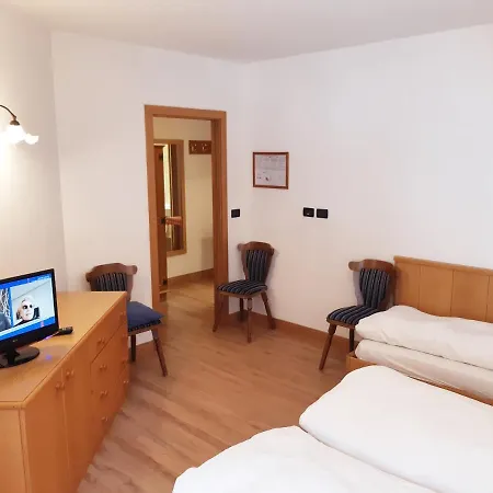 Hotel Arnica Canazei