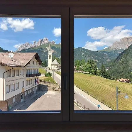 Ξενοδοχείο Arnica Canazei