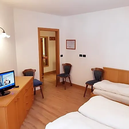 Arnica Готель 3*