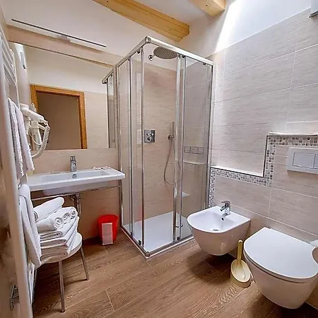 Hotel Arnica 3*